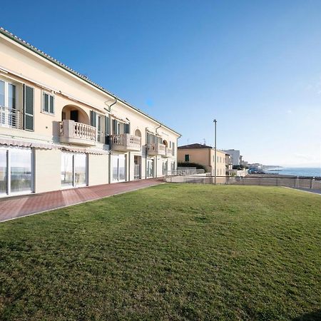 Suite Vista Mare San Vincenzo Zewnętrze zdjęcie